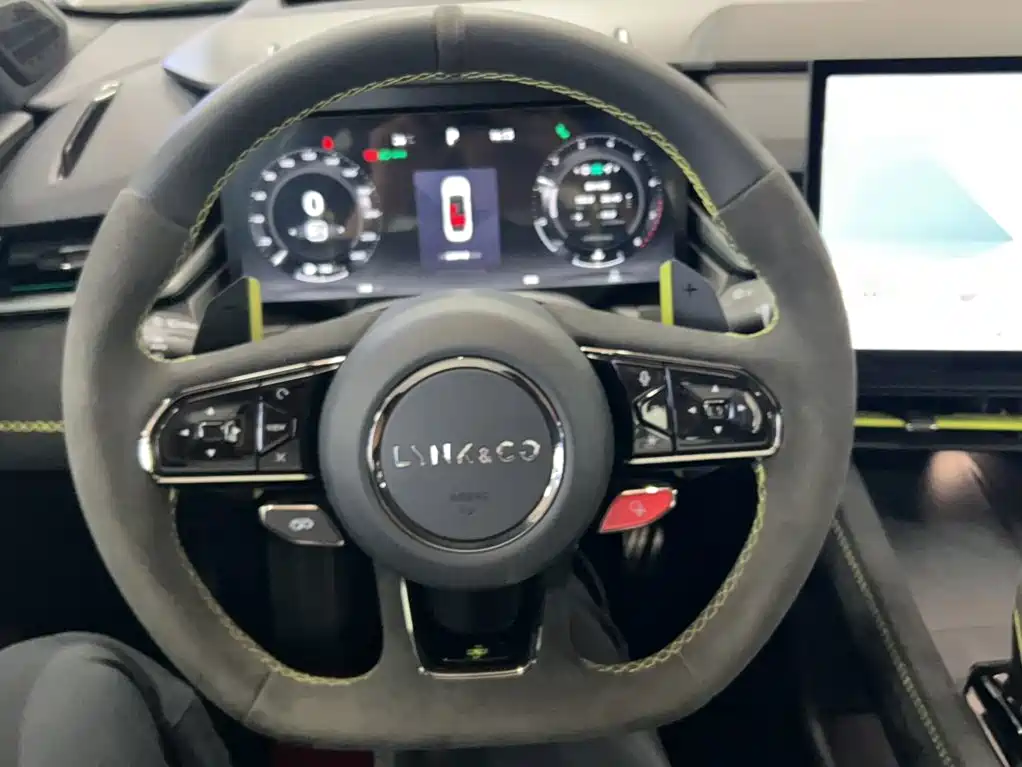 Lynk & Co 03 2026 2025 03+ 2.0TD Automatic Performance Advanced Edition