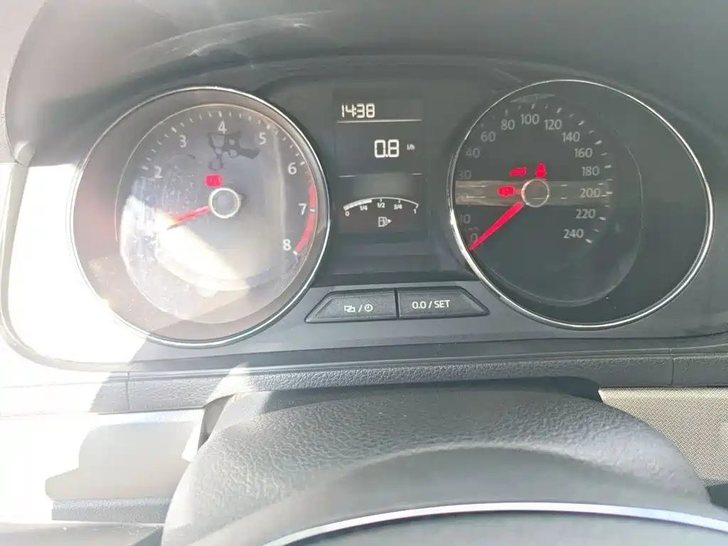 Фото 4 - Volkswagen Lavida