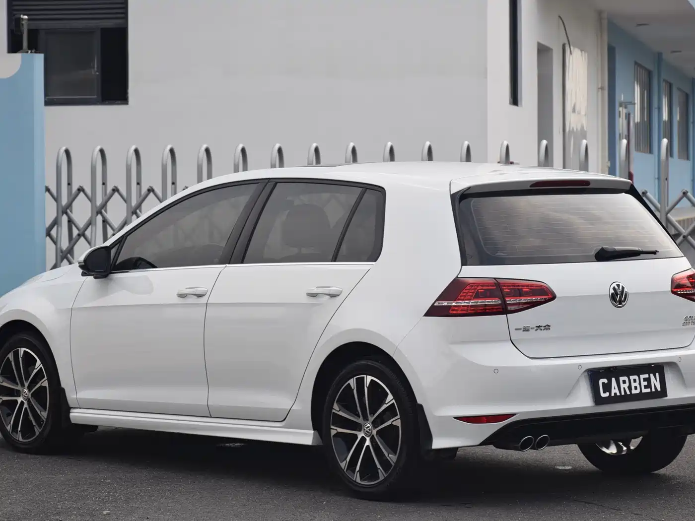 Volkswagen Golf 2016 1.4TSI Automatic R-Line фото 8