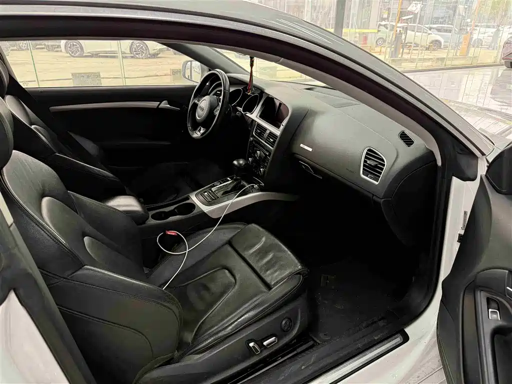 Audi A5 (Import) 2016 Facelift Coupe 45 TFSI Comfort фото 21