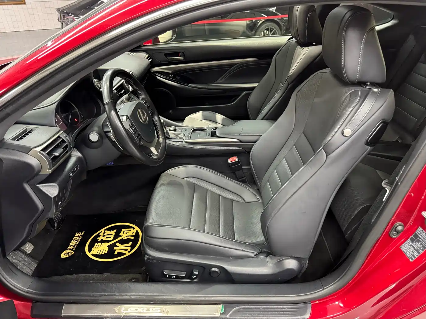 LEXUS RC