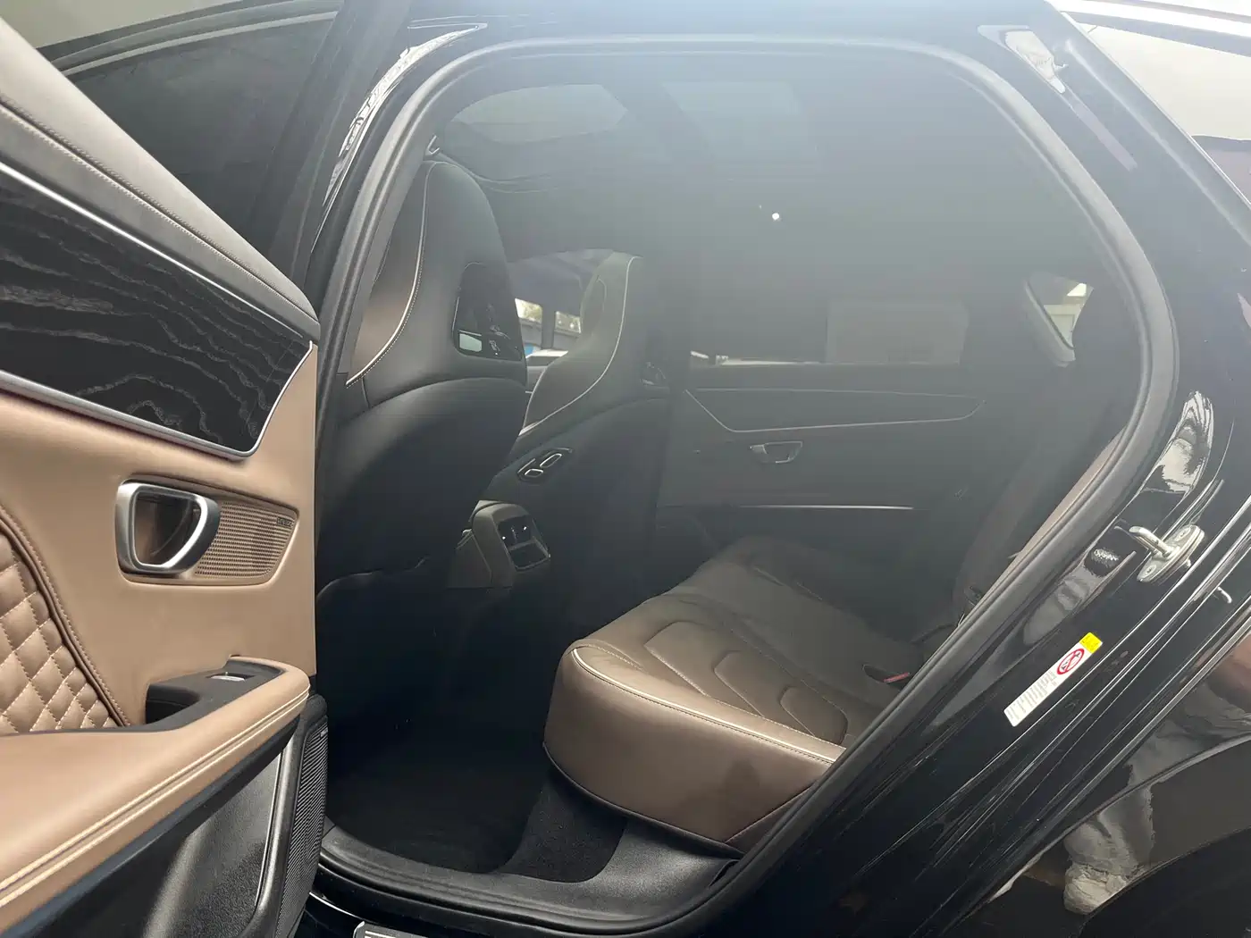 BYD Han 2022 DM-i 121KM Premium Edition фото 6