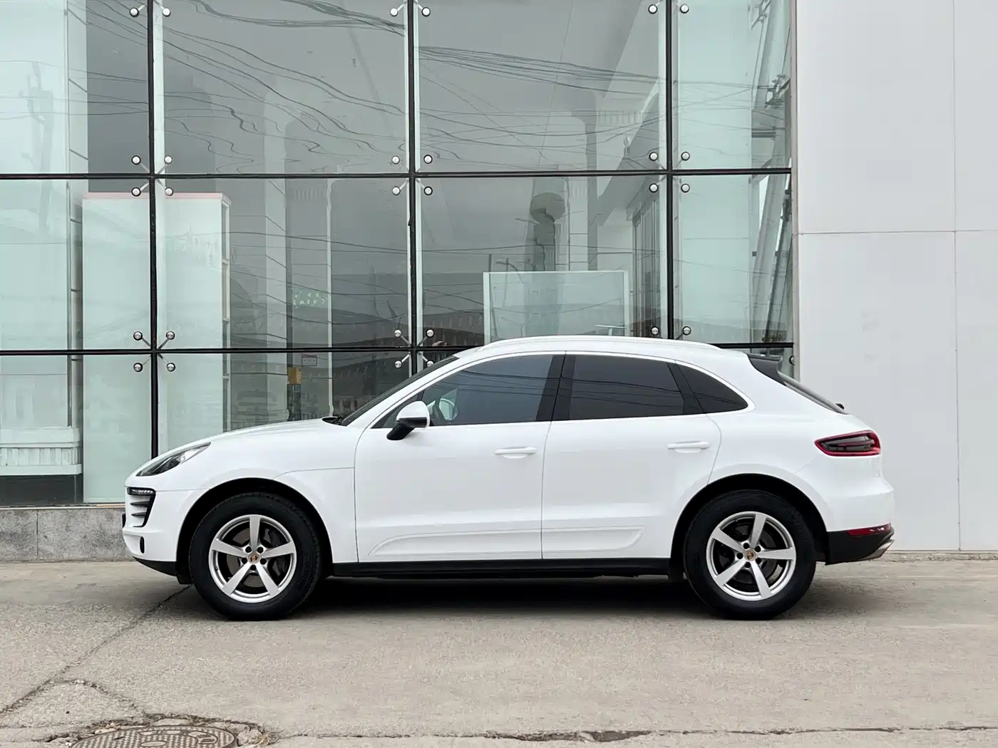 Porsche Macan 2017 Macan 2.0T фото 8
