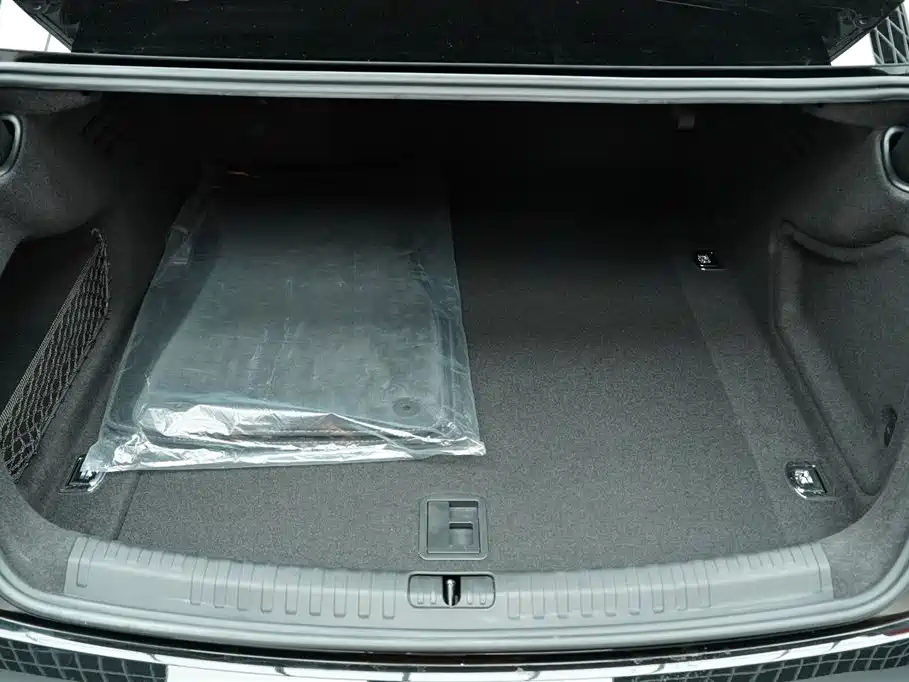 Audi A6L 2019 45 TFSI quattro Exclusive Elegance фото 25