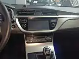 Photo 13 - Geely Emgrand GL