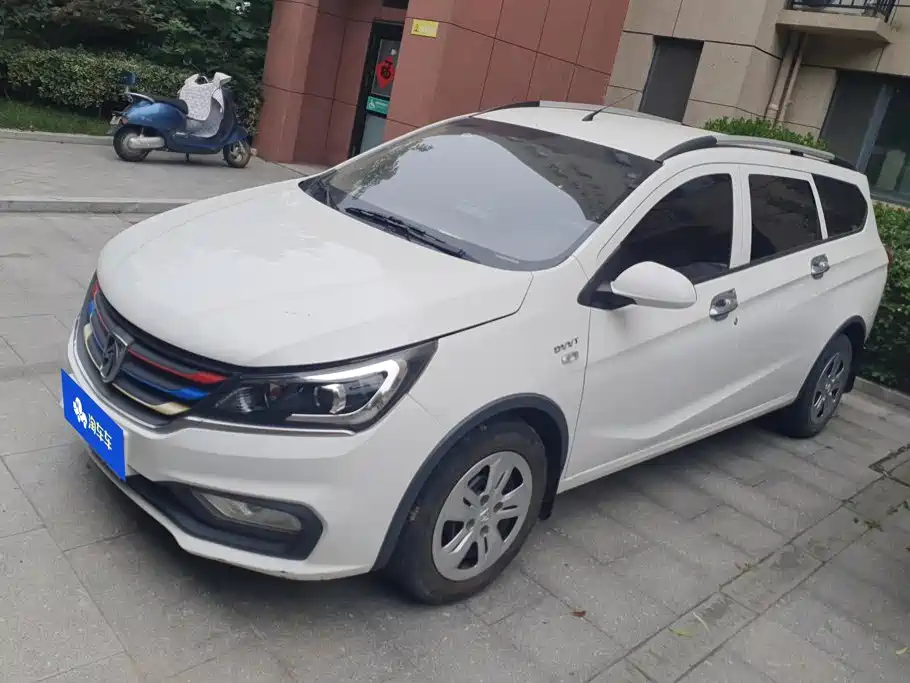 Baojun 310W 2020 2017 1.5L Manual Comfort China V