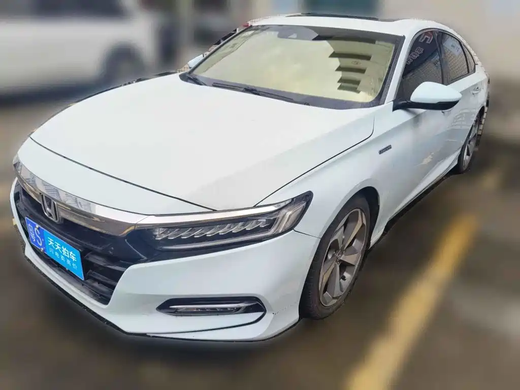 Фото 1 - Honda Accord