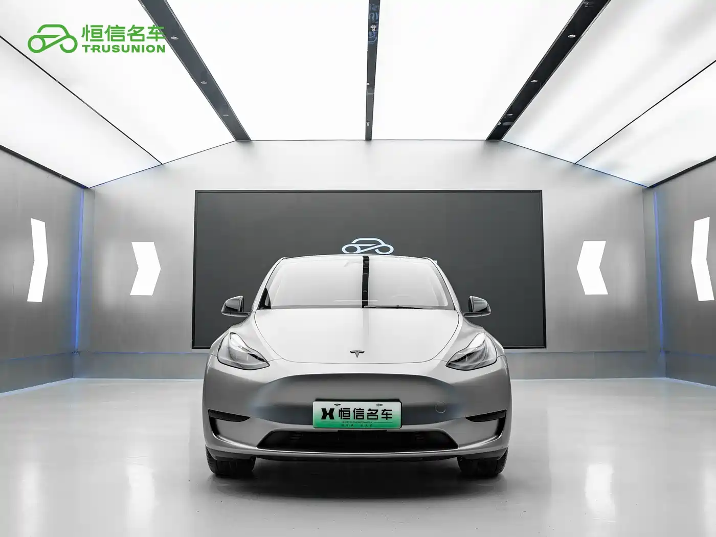 Фото 2 - Tesla Model Y
