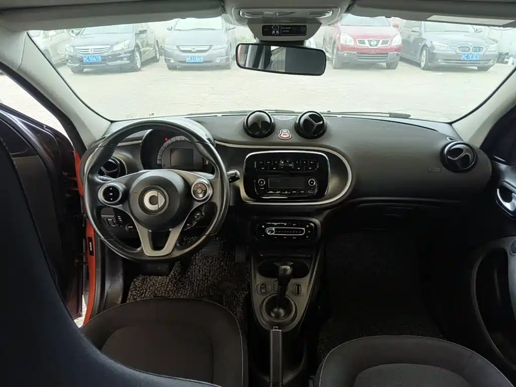 صورة 11 - smart forfour