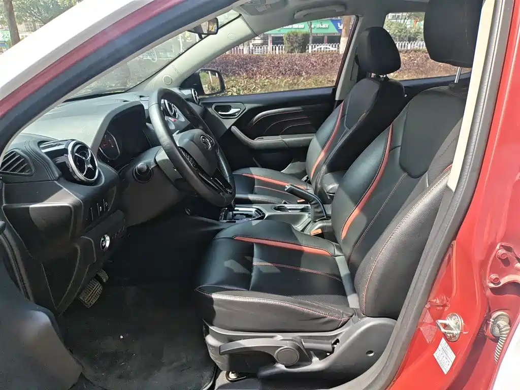 Soueast DX3 2017 2016 1.5T CVT Premium