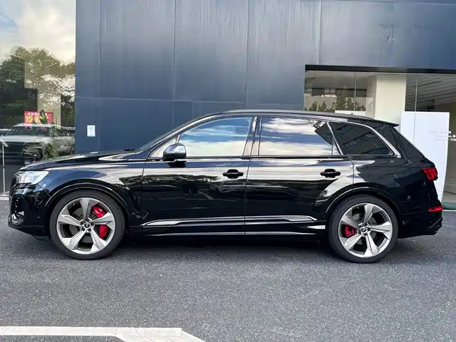 Audi SQ7, фото 4
