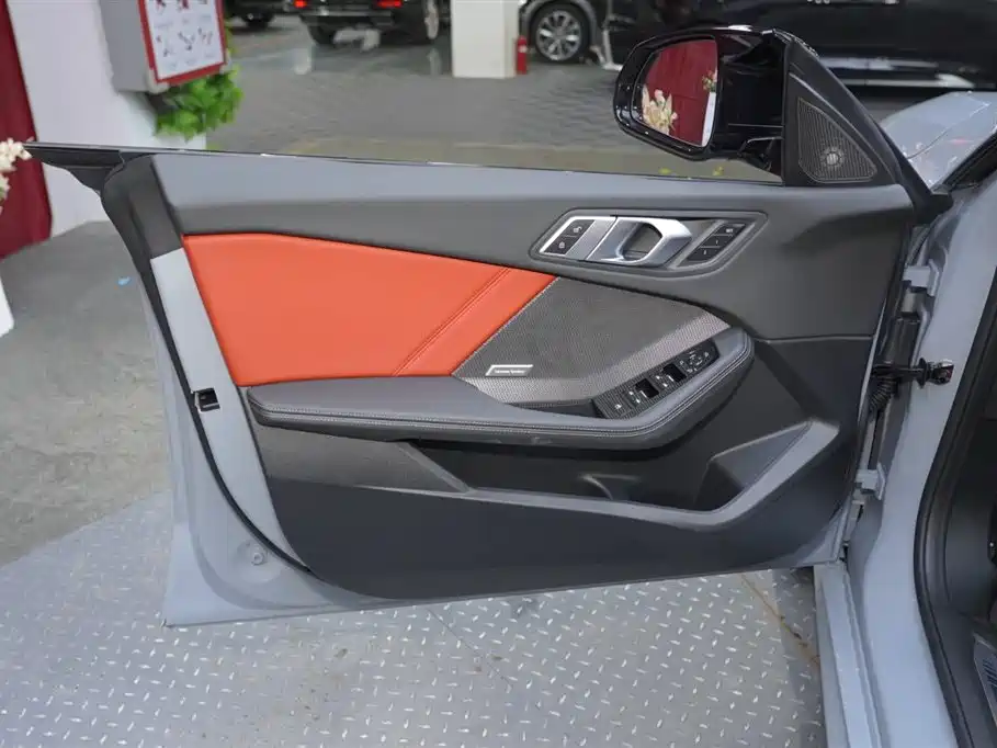 BMW M235L 2025 M235L фото 19