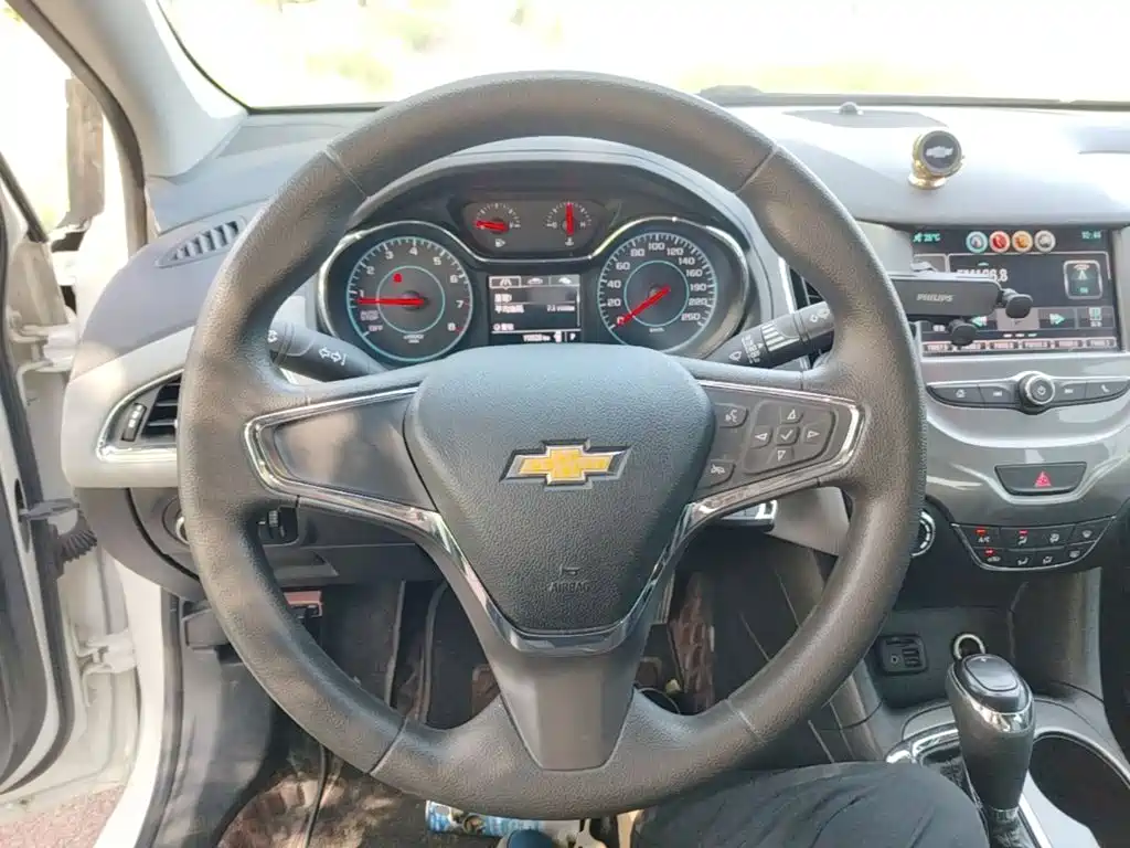 صورة 11 - Chevrolet Cruze
