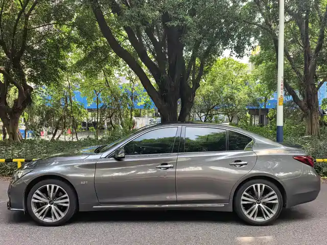 Infiniti Q50L 2021 2.0T Premium Sport — фото 3