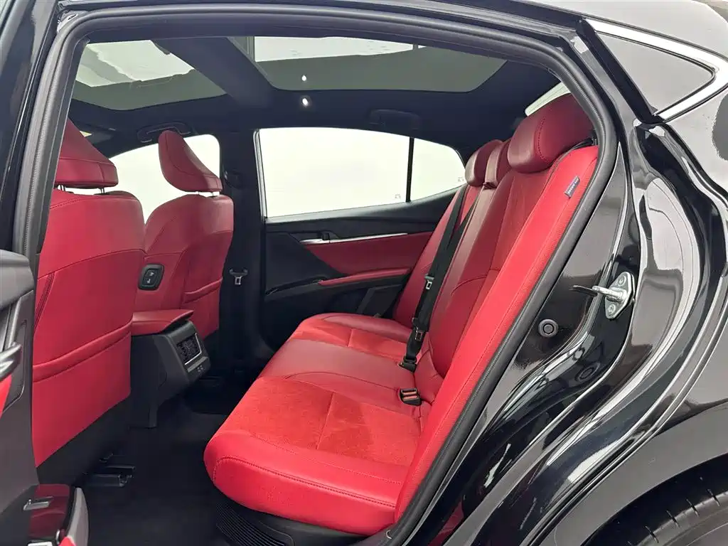 Toyota Camry 2024 Model Dual Hybrid 2.0HXS Sport Plus Edition фото 19