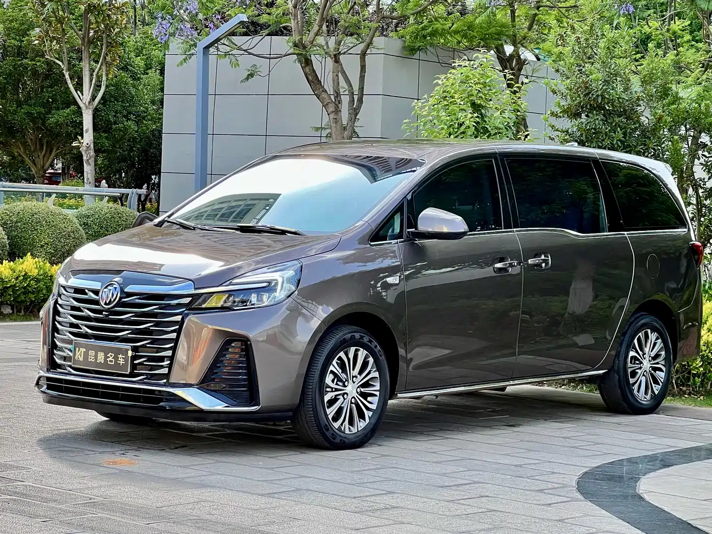 Buick GL8 2023 Model Land Business Class Smart
