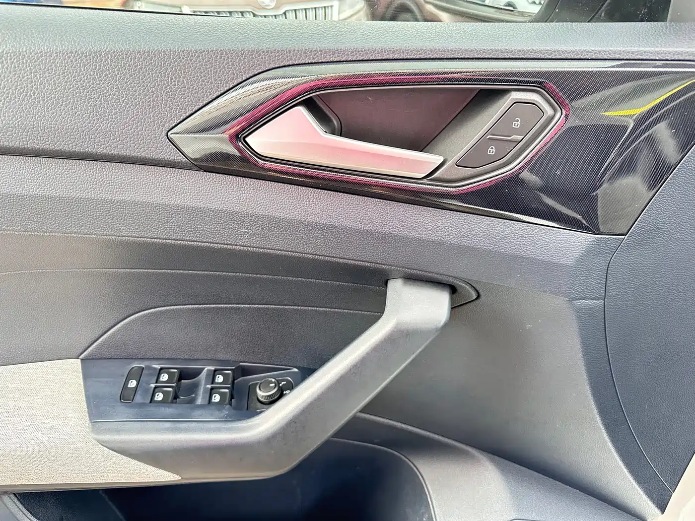 Volkswagen Tharu, миниатюра 17