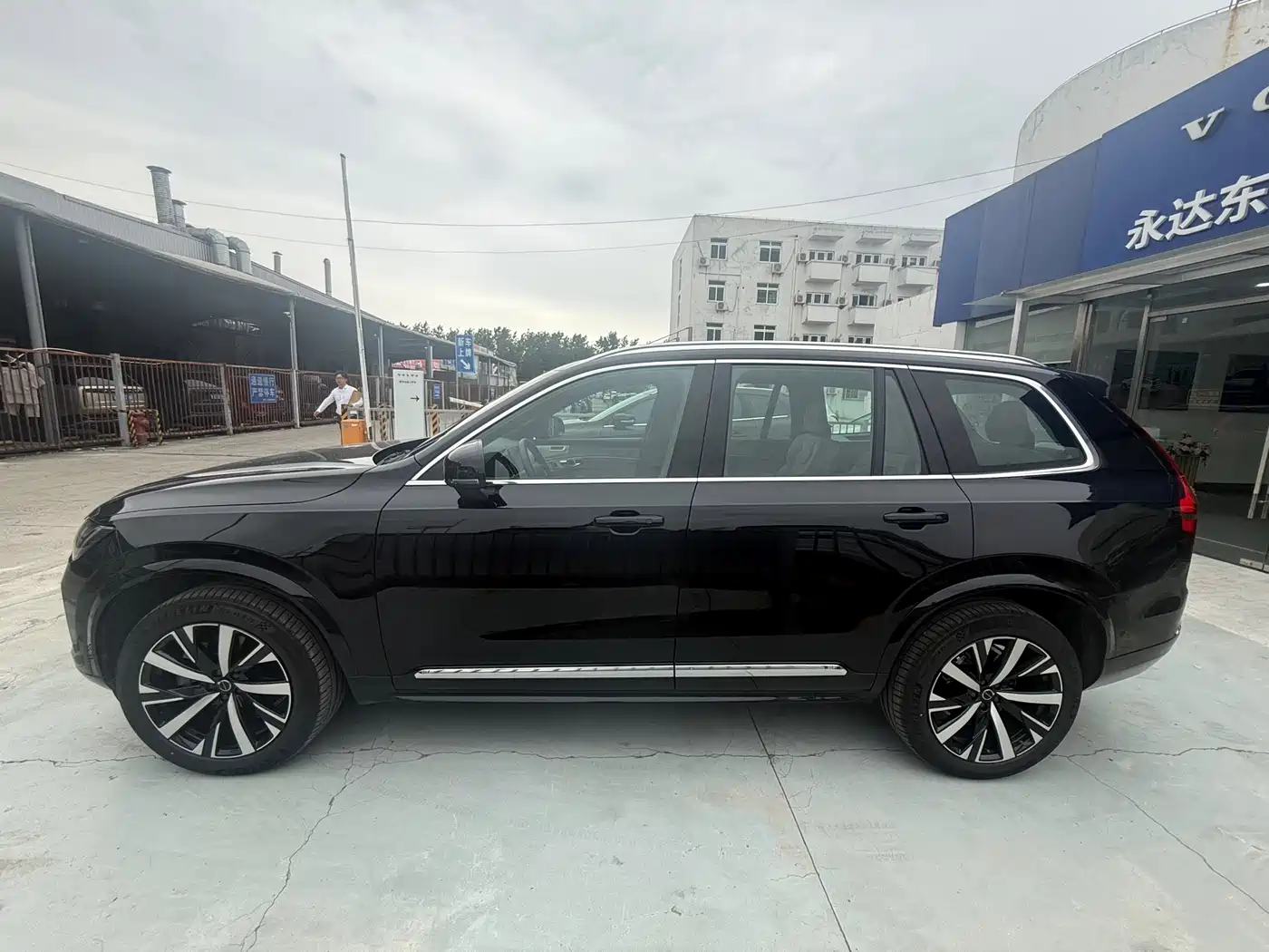 Volvo XC90 2025 2025 Facelift B6 Intelligent Luxury 6-Seater