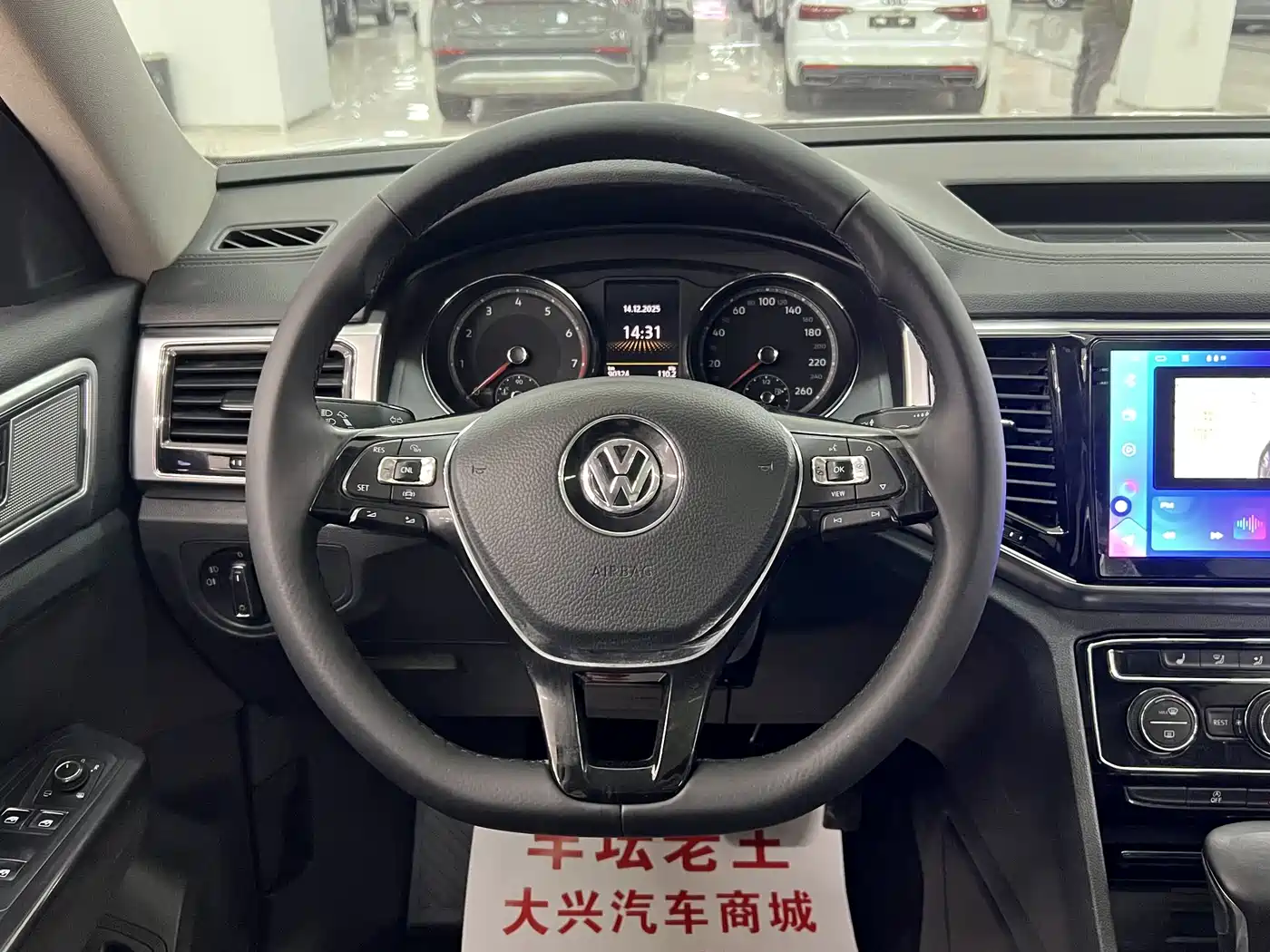 Volkswagen Teramont 2019 380TSI 4WD Luxury Edition China VI фото 9