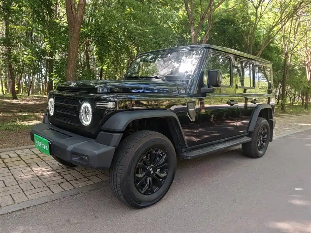 212 T01 2024 2.0T Explorer