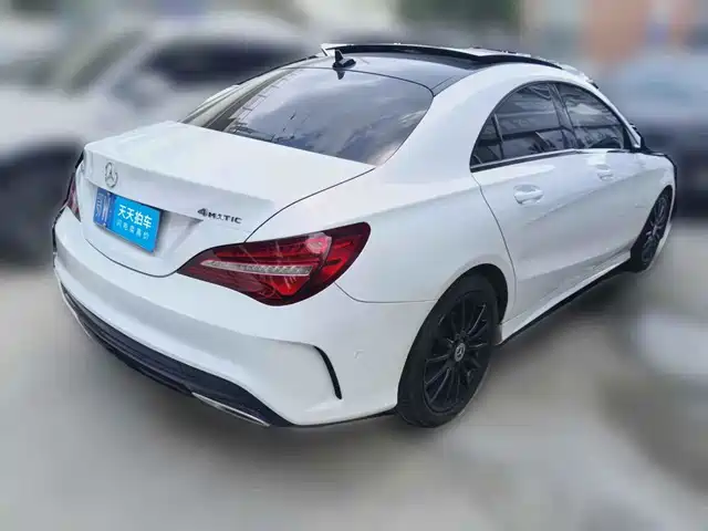 Mercedes-Benz CLA (Import) 2018 CLA 220 4MATIC — фото 2