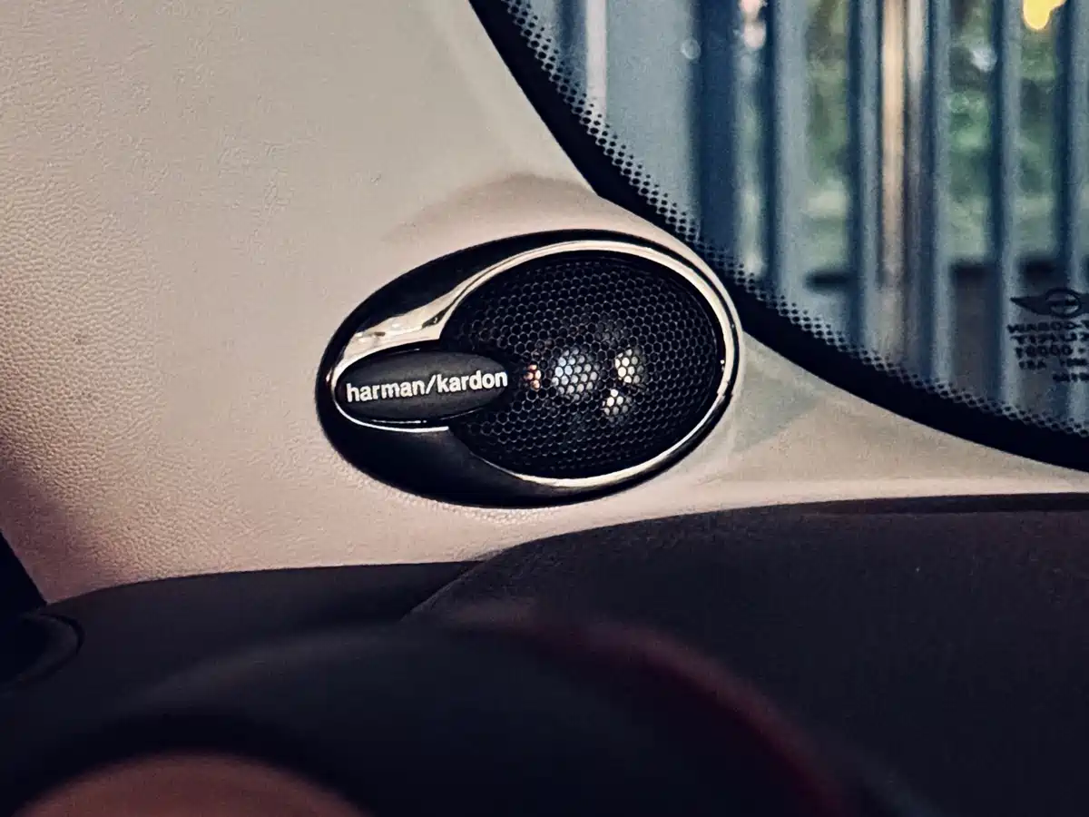 MINI MINI 2010 2010 1.6T COOPER S 50 Camden
