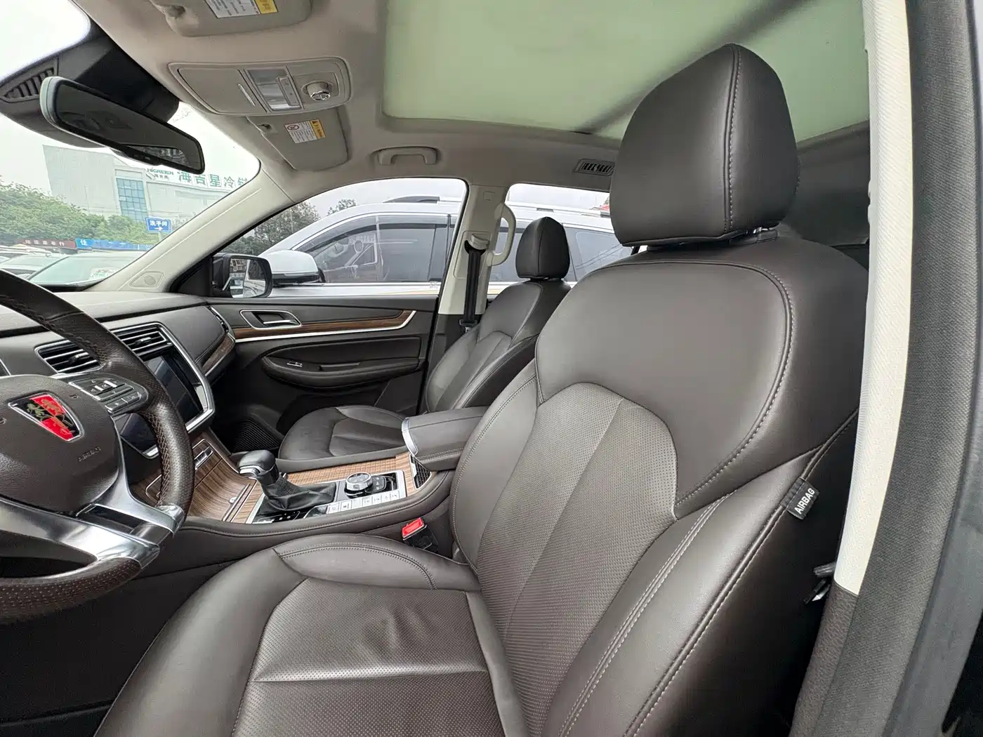 Roewe RX8 2018 2018 30T Intelligent Internet 4WD Supreme Edition