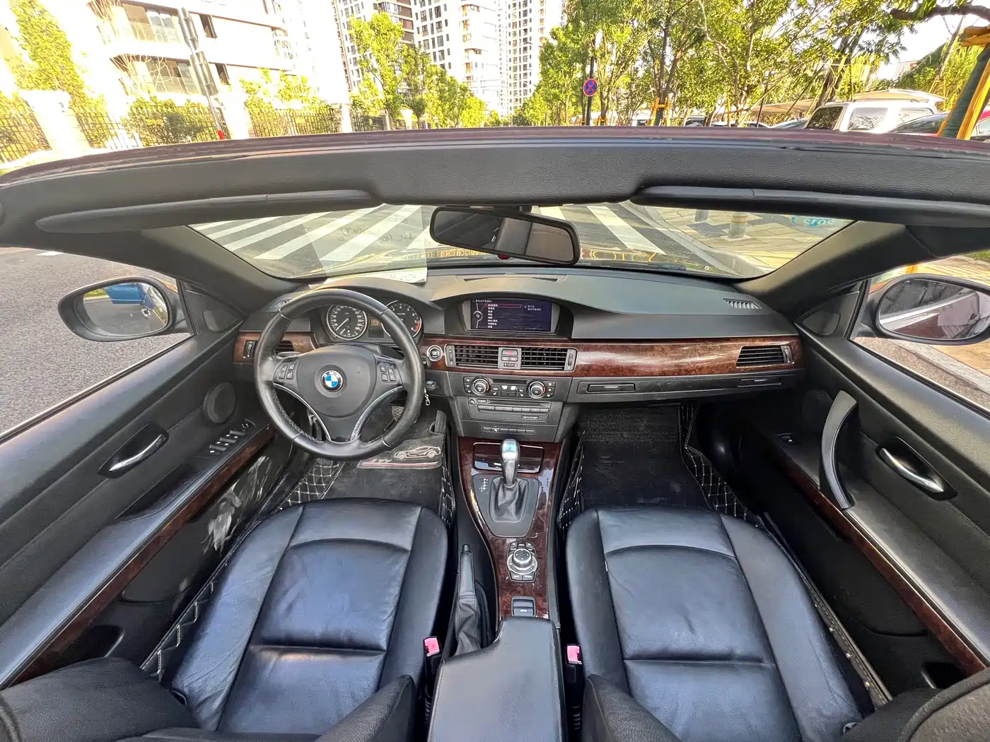 BMW 3 Series (Import) 2011 330i Convertible Coupe фото 10