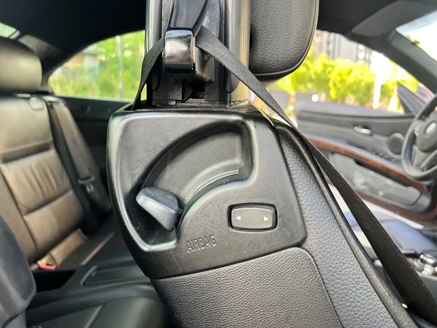 BMW 3 Series (Import) 2011 330i Convertible Coupe фото 18
