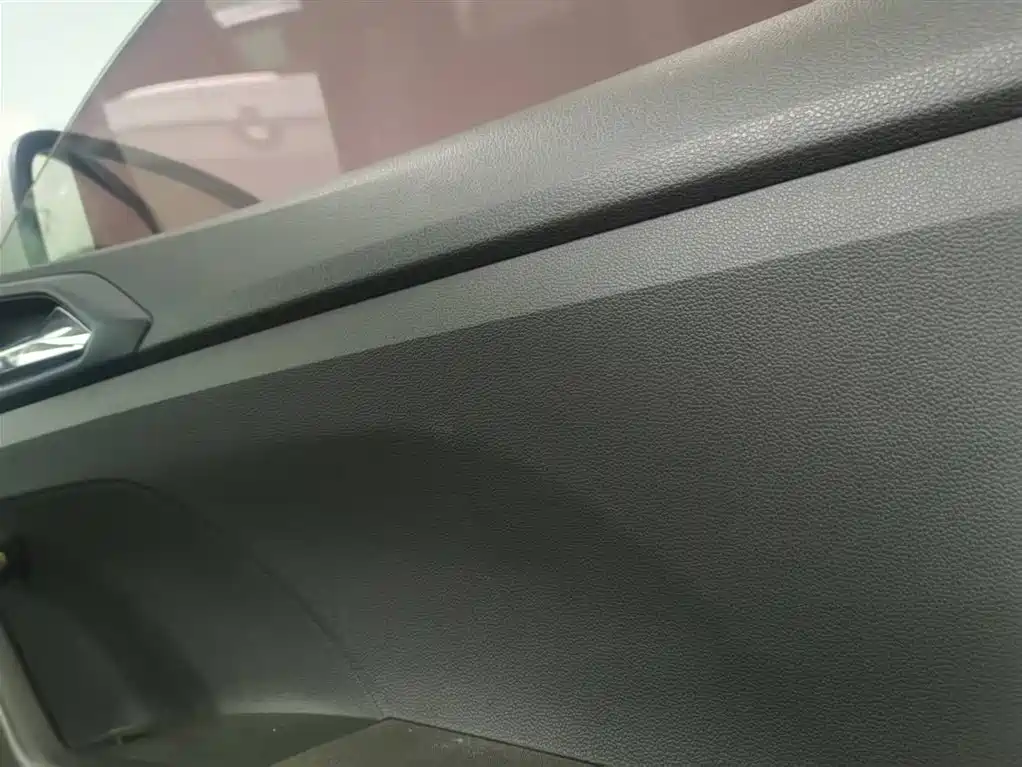 VOLKSWAGEN TU KAI