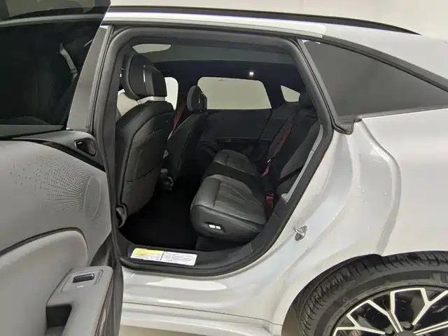 ZEEKR EXTREME KRYPTON 007GT