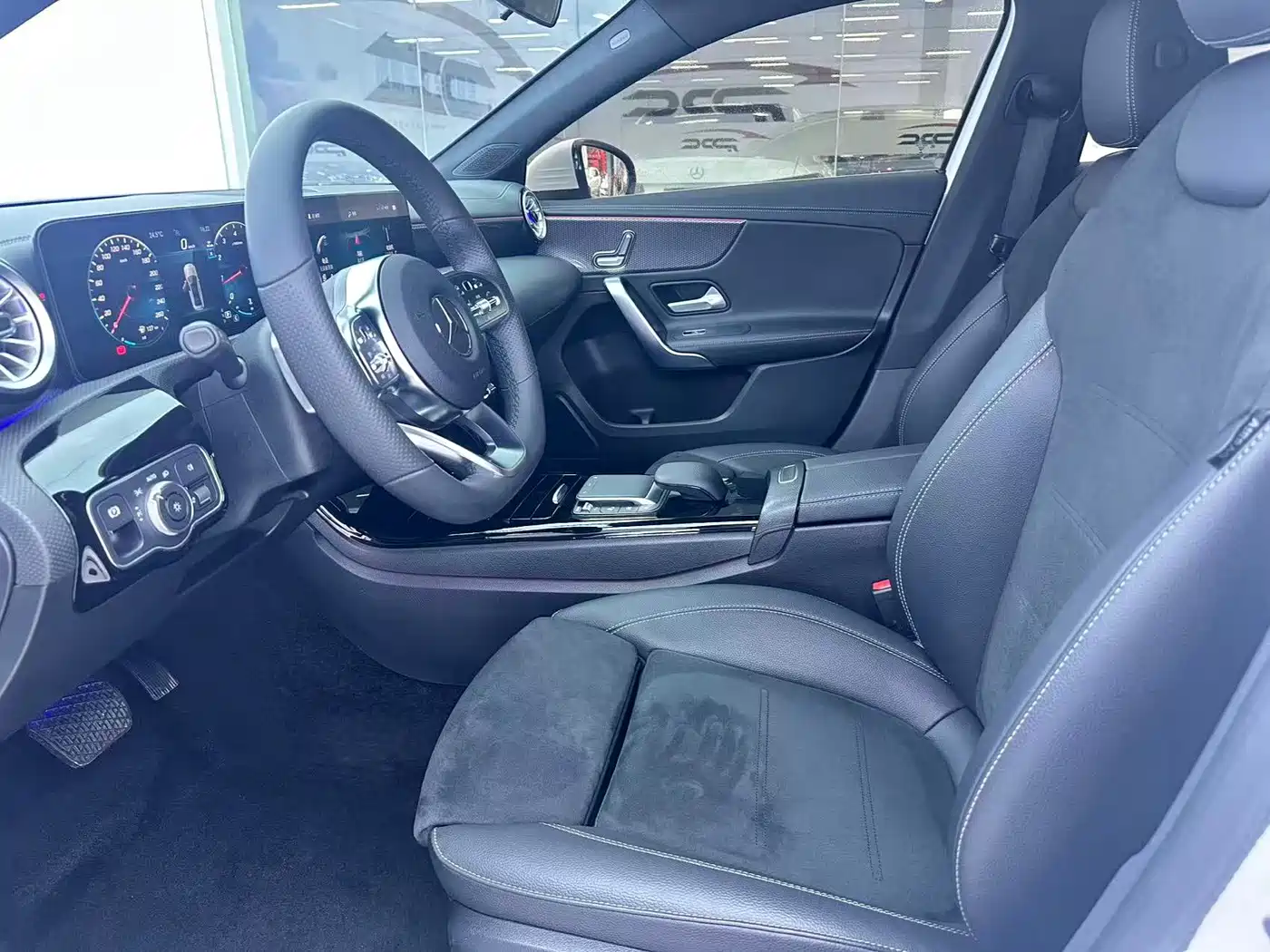Фото 5 - Mercedes-Benz A-Class