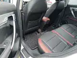Фото 9 - Geely Coolray