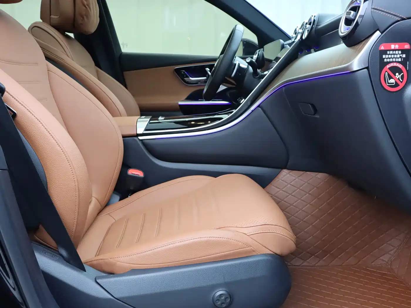 Mercedes-Benz GLC 2024 GLC 300 L 4MATIC Dynamic 5-seater фото 8