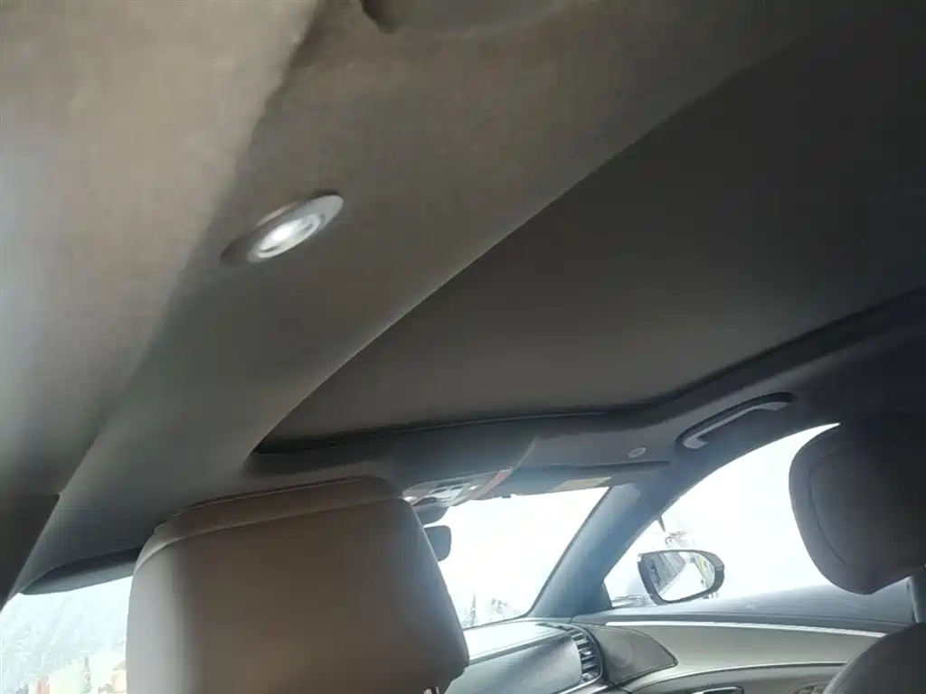 BYD Han 2022 DM-i 121KM Premium фото 18
