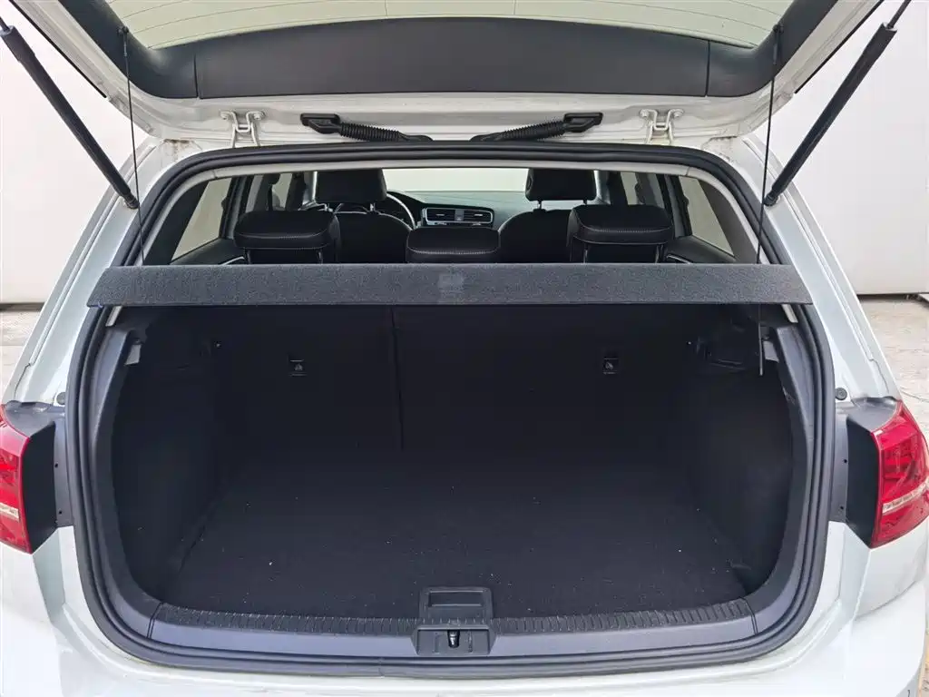 Volkswagen Golf 2015 1.4TSI Automatic Flagship фото 7