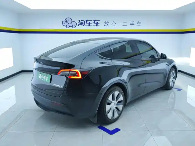 Tesla Model Y 2022 Facelift Rear-Wheel Drive Version — фото 3