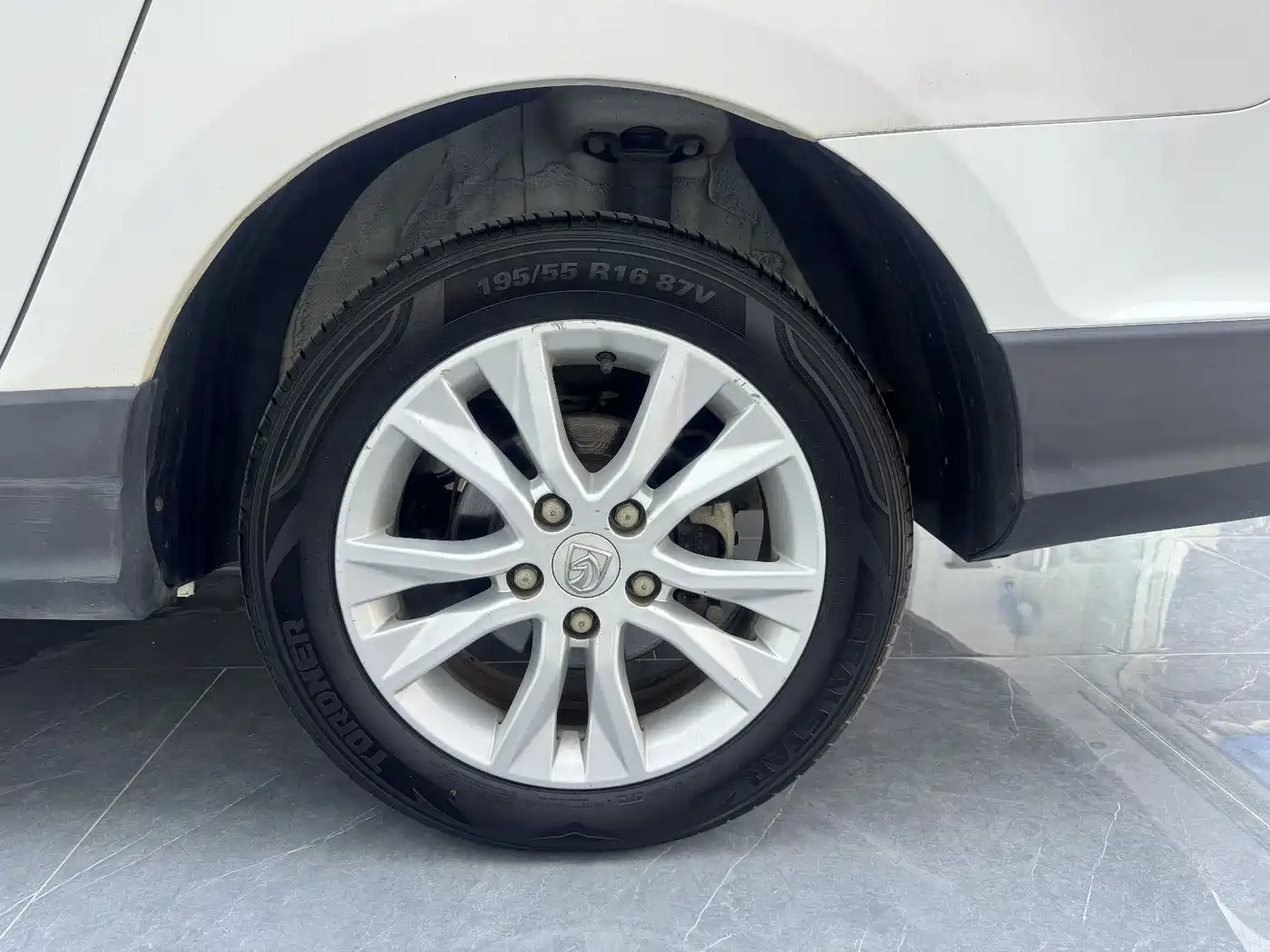 Baojun 730 2018 2016 1.5L Manual Premium 7-Seater (China V)