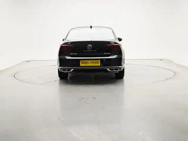 Volkswagen Magotan 2023 Model 2 Million Commemorative Edition 330TSI DSG Luxury фото 8