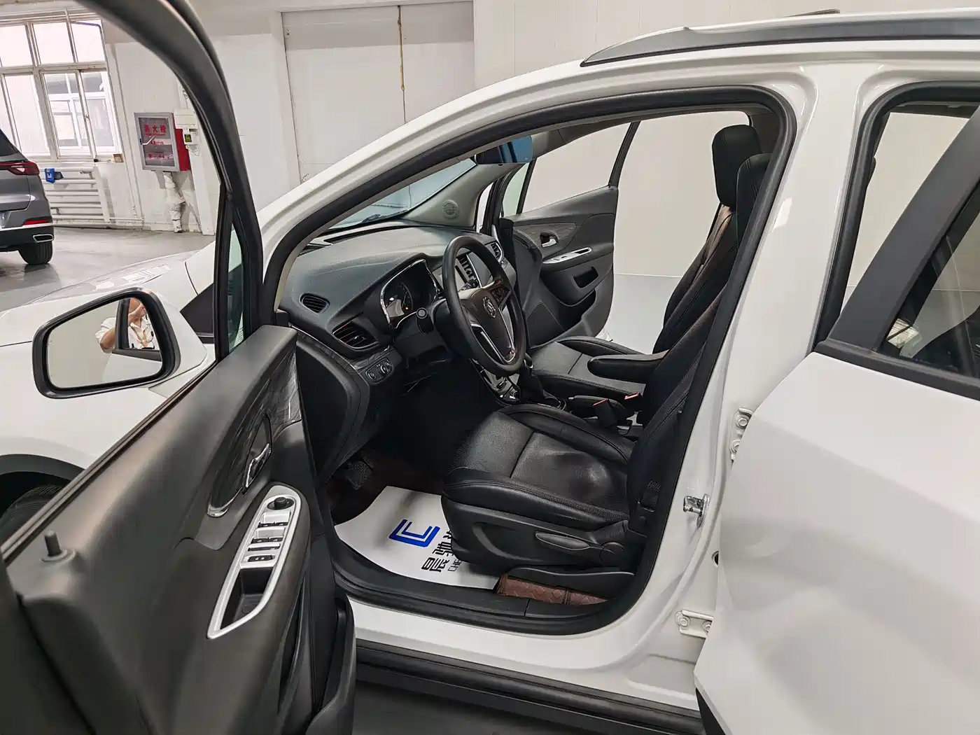 Buick Encore 2019 2018 18T Automatic 2WD Urban Leading