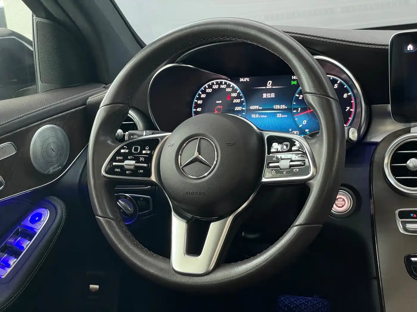 Mercedes-Benz GLC 2020 GLC 260 L 4MATIC Luxury фото 13