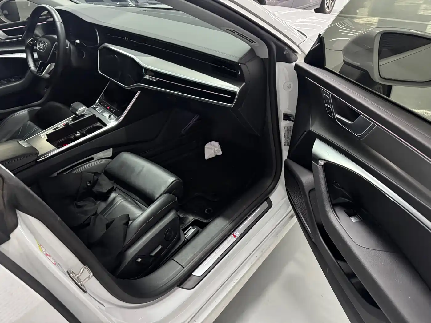 Audi A7 2022 45 TFSI Exclusive фото 8