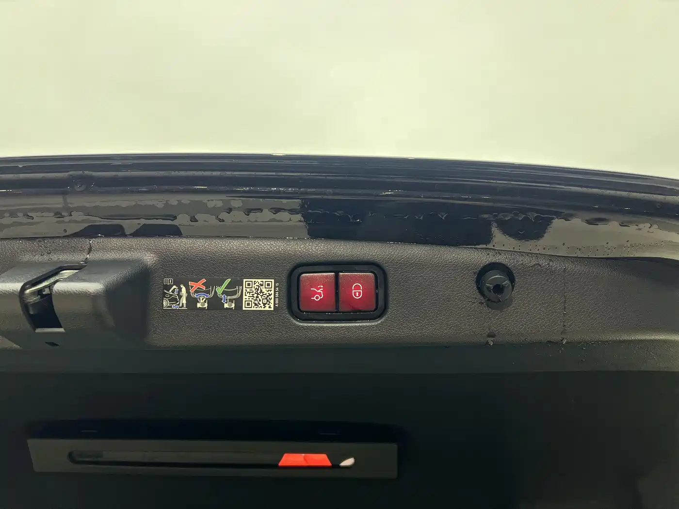 MERCEDES-BENZ E CLASS NEW ENERGY