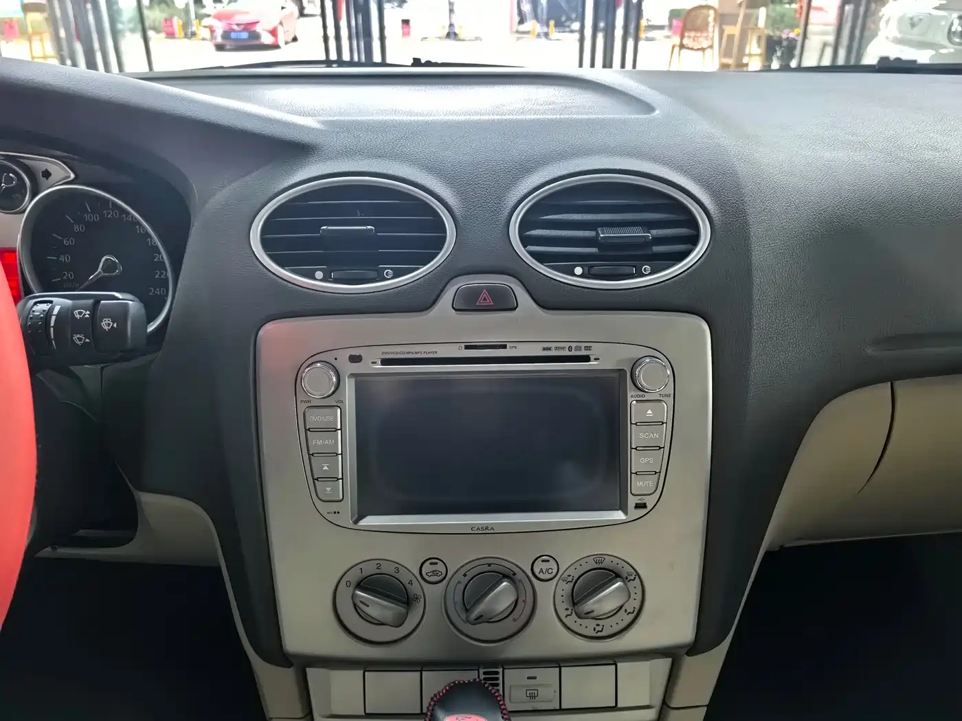 Ford Focus 2011 2011 Sedan 1.8L Automatic Fashion