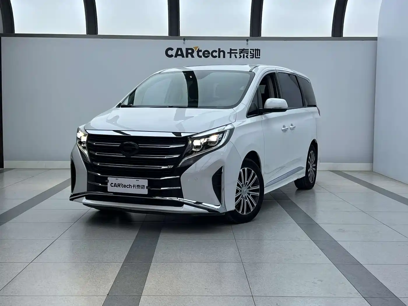 GAC Trumpchi Trumpchi M8 2021 Leading Show Series 390T Prestige Edition фото 2