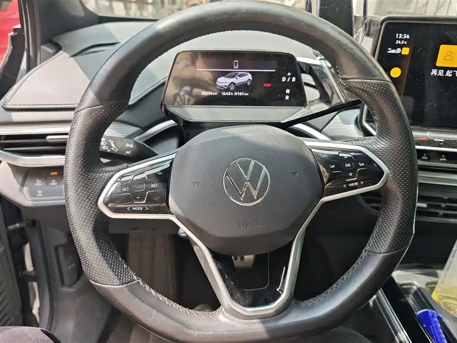 VOLKSWAGEN ID.4 CROZZ