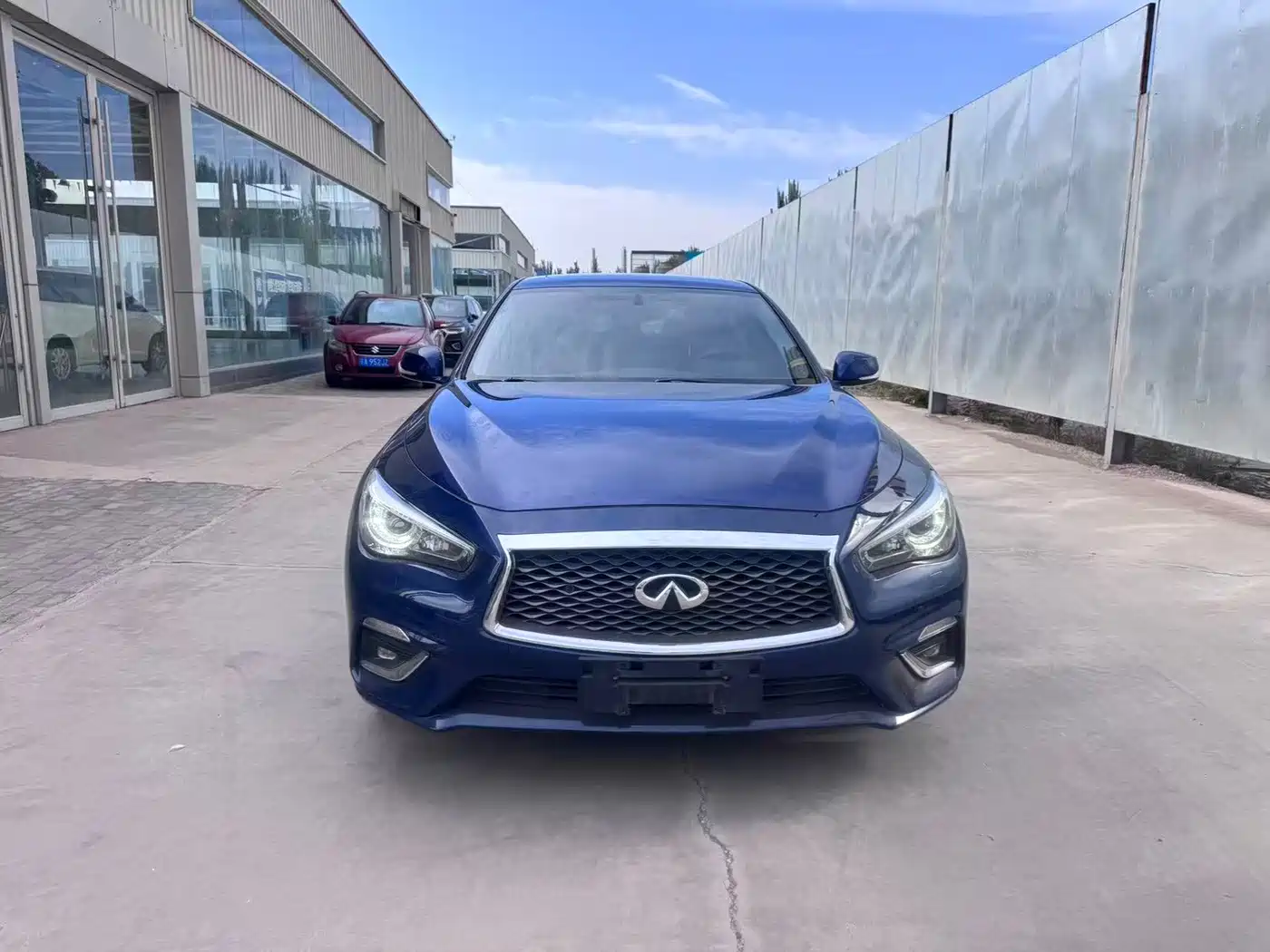 Infiniti Q50L 2020 2018 2.0T Leisure Edition (China VI)