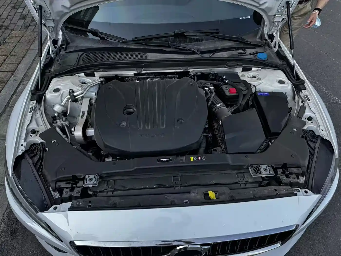 Фото 9 - Volvo S60