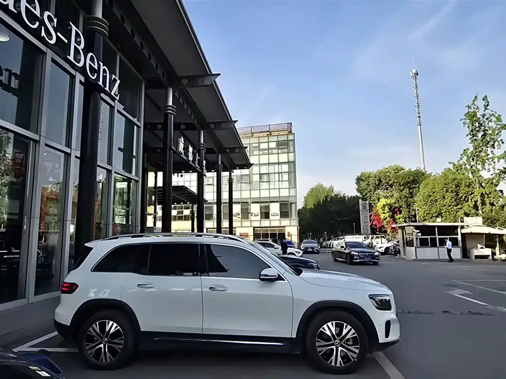 Mercedes-Benz GLB 2024 GLB 220 Dynamic фото 5