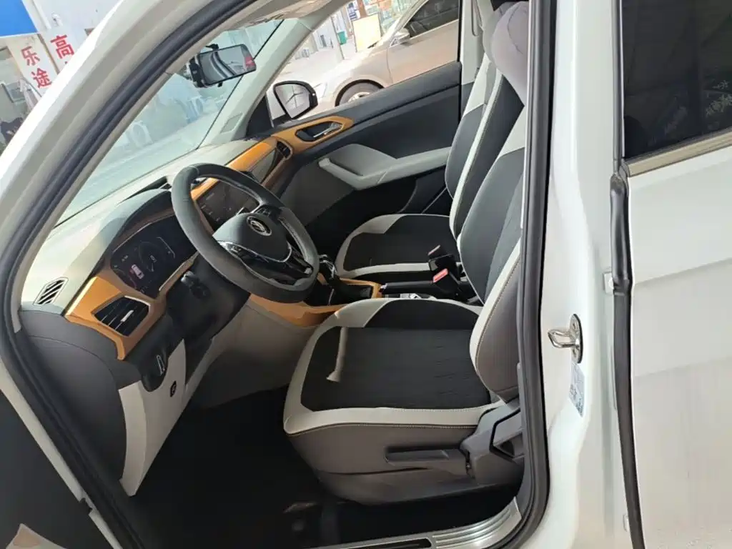 Volkswagen T-Cross 2024 2023 300TSI DSG Comfort Edition